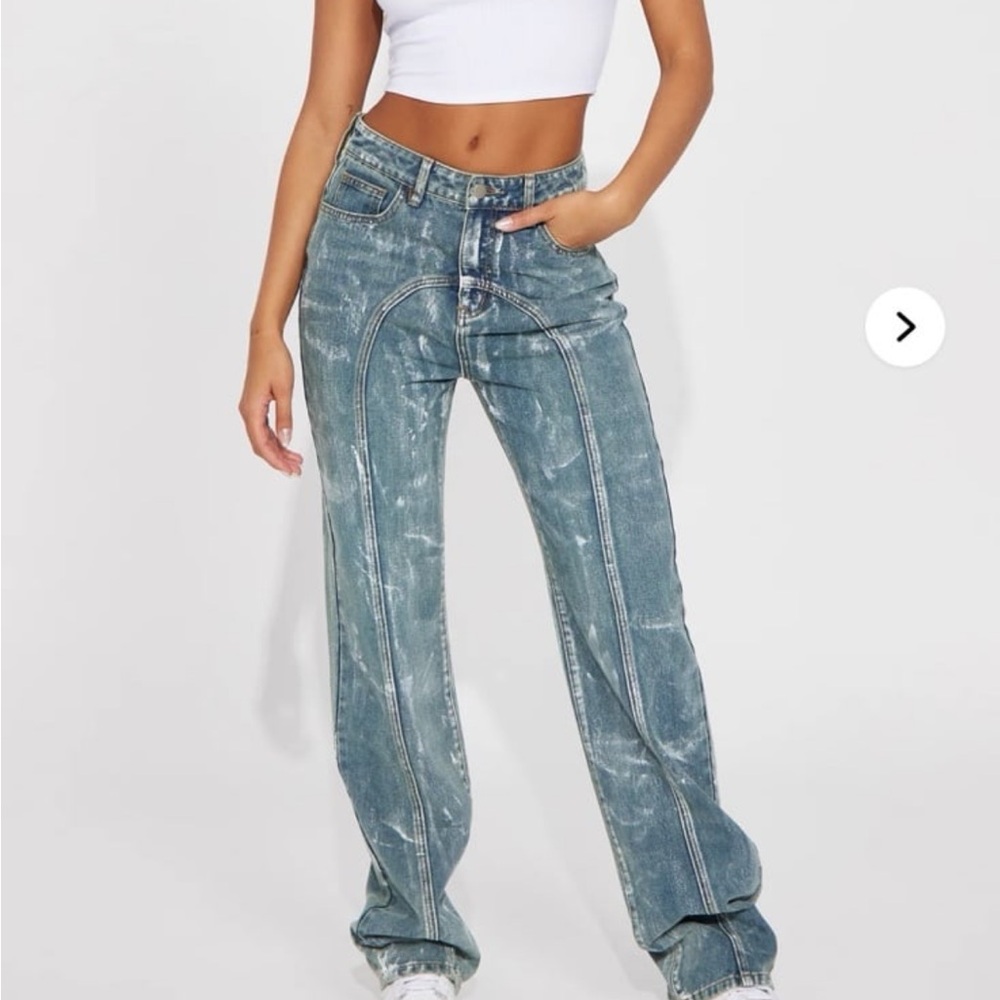 🆕 FashionNova Straight Leg Jeans